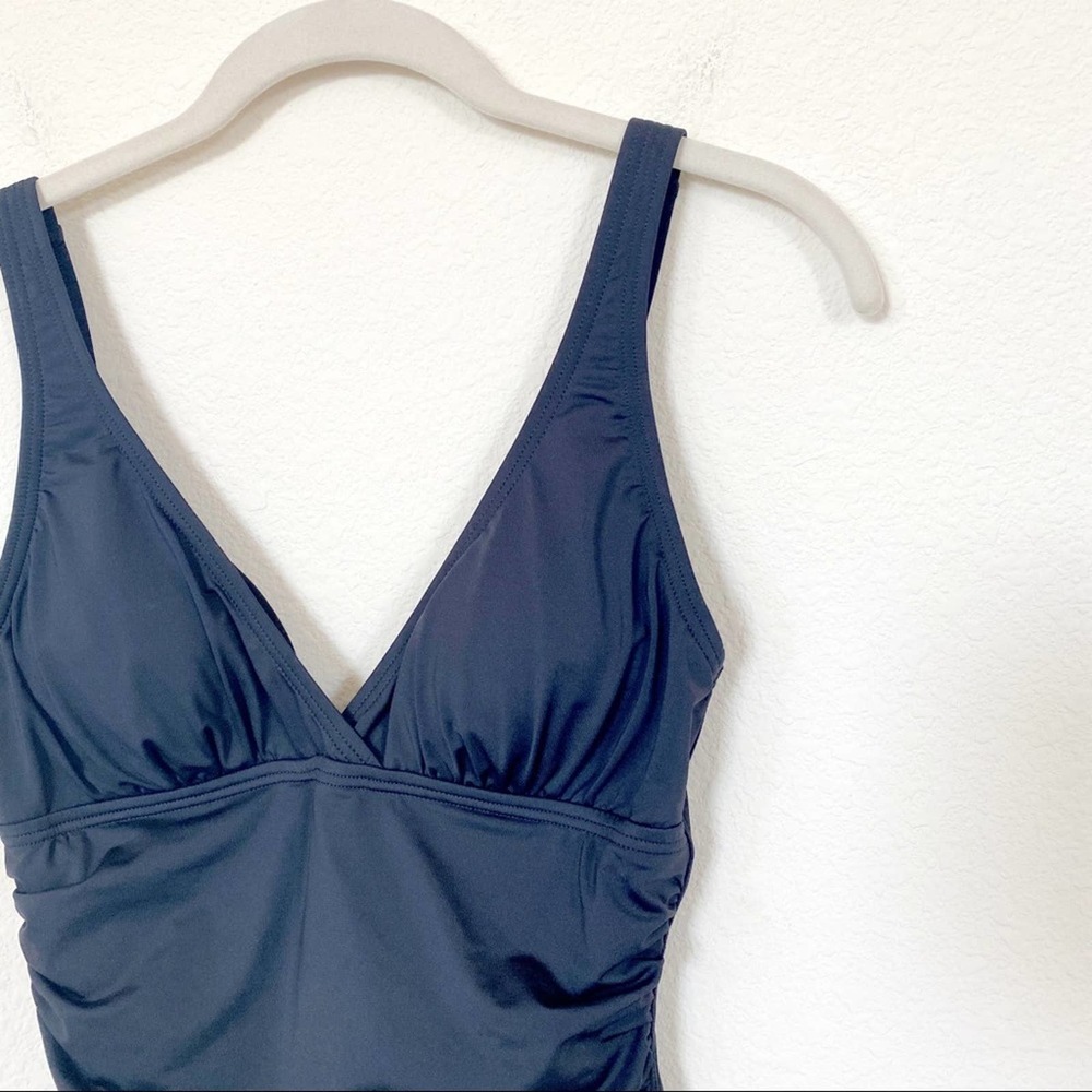 [Tommy Bahama] Black One Piece Ruched Swimsuit - Picture 9 of 11